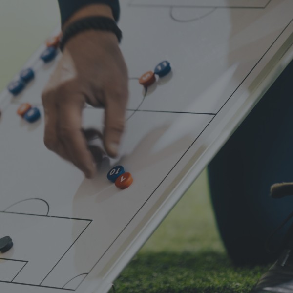 concecoes-e-praticas-metodologicas-e-decisionais-no-futebol