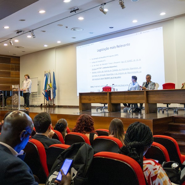 direitos-laborais-no-desporto-em-debate