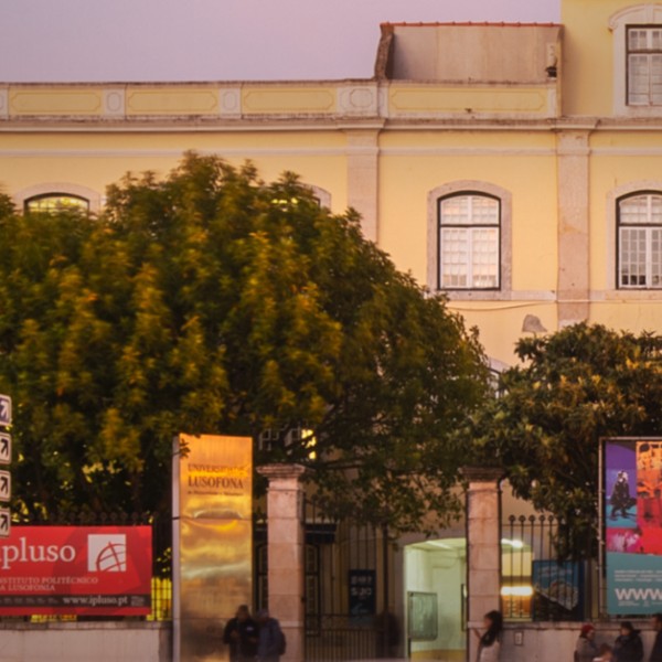 el-pais-destaca-sucesso-e-prestigio-da-universidade-lusofona