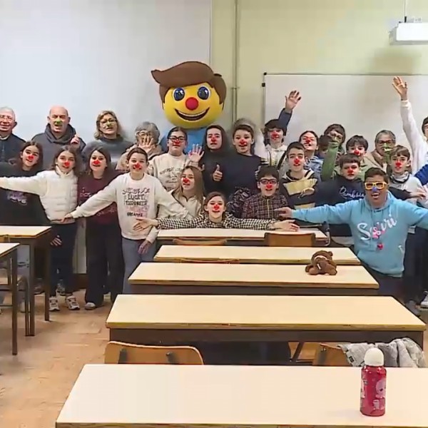 investigador-do-cead-apoia-acao-de-terapia-do-riso-contra-o-idadismo