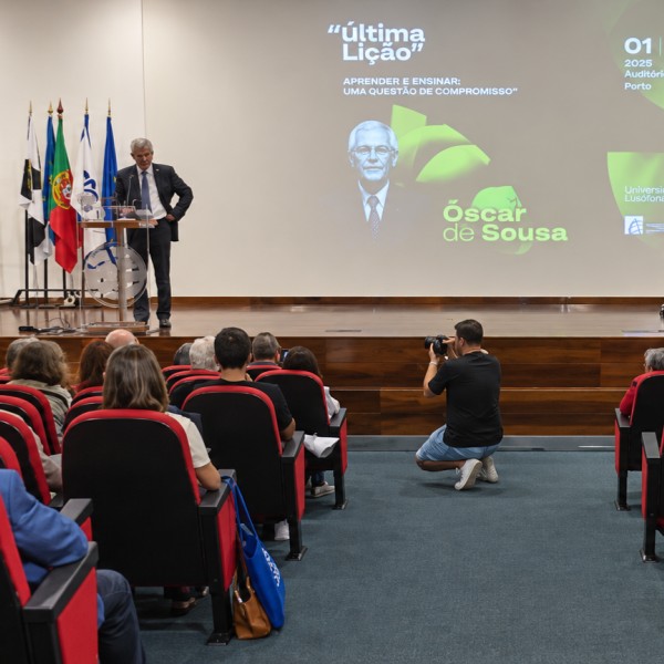 Óscar de Sousa assinala a jubilação com aula magistral na Universidade Lusófona