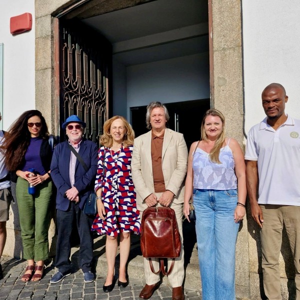 ulusofona-promove-reflexao-sobre-ecologia-digital-e-desafios-da-teoria-social