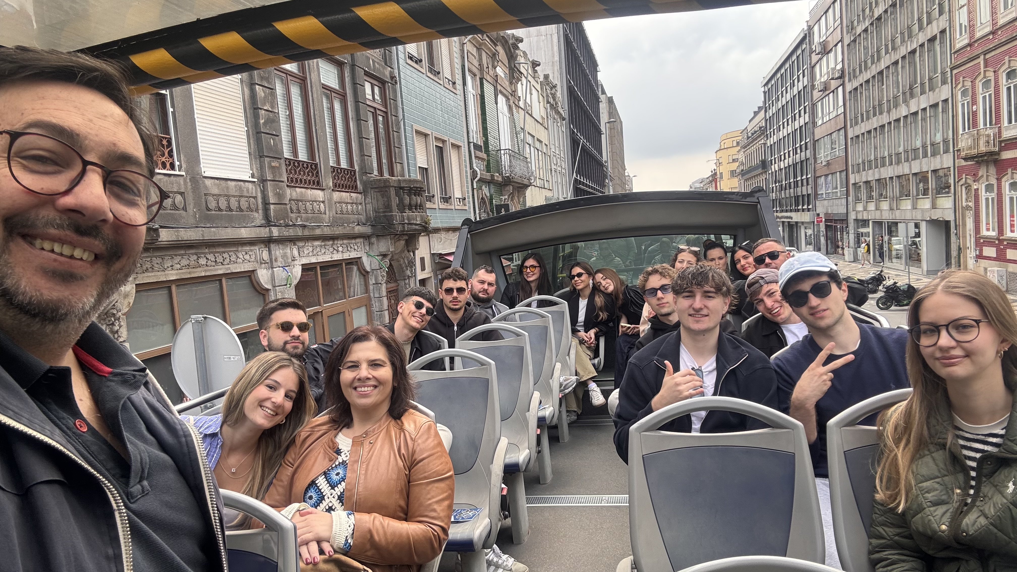 alunos_a_fazer_passeio_turistico